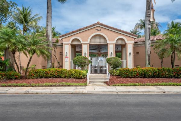 Yardley, 7775 Yardley Dr #314, Tamarac, Florida 33321, image 2