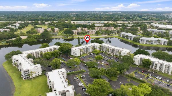 Poinciana Place Of Pine Island Ridge, 9440 Poinciana Pl #314, Davie, Florida 33324, image 1