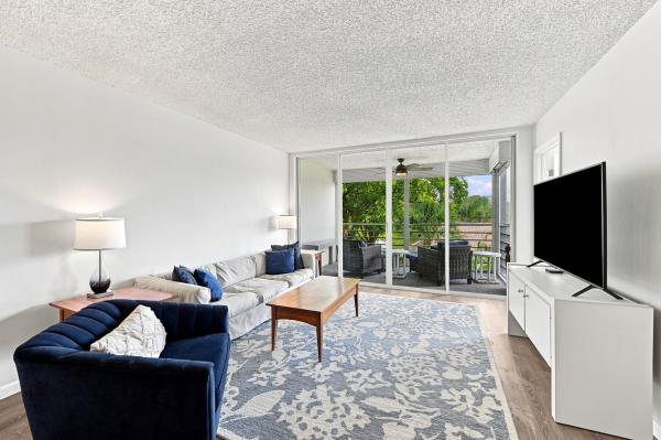 Poinciana Place Of Pine Island Ridge, 9440 Poinciana Pl #314, Davie, Florida 33324, image 1
