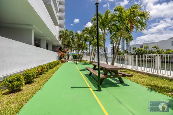 Golden Surf Towers, 137 Golden Isles Dr #414, Hallandale Beach, Florida 33009, image 2