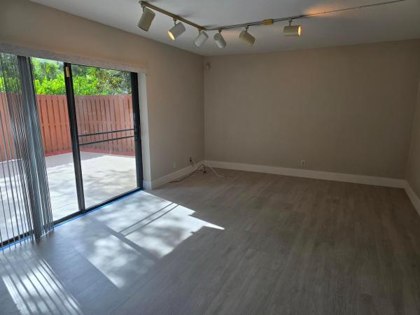 Lakeside Townhomes, 1480 Masters Cir #171, Delray Beach, Florida 33445, image 2