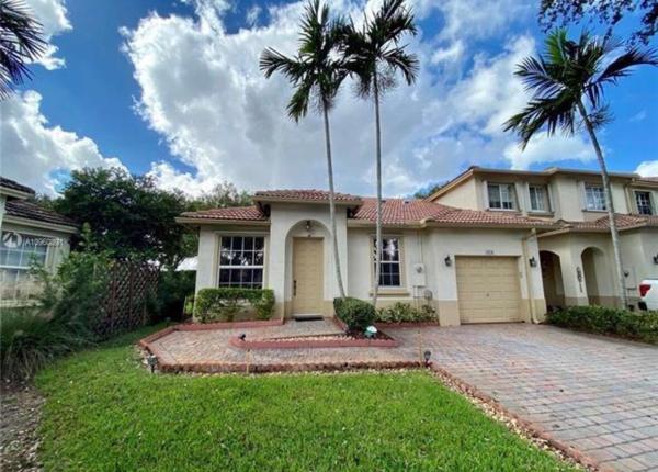 Palm Brook At Walnut Creek, 1828 NW 79th Way, Pembroke Pines, Florida 33024, image 1
