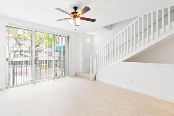 Estada Of Los Paseos, 20913 Saint Andrews Blvd, Boca Raton, Florida 33433, image 2