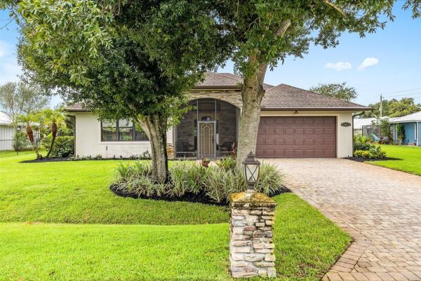 5103 Echo Pines Cir, Fort Pierce, Florida 34951, image 3