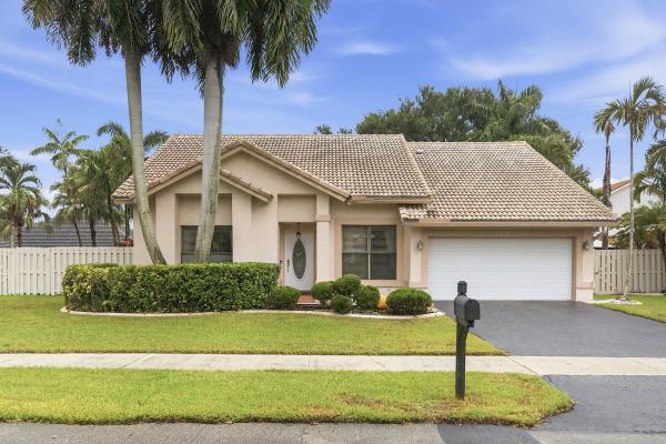 Shenandoah, 761 Greenbriar Ave, Davie, Florida 33325, image 3