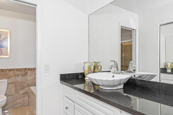 Shenandoah, 761 Greenbriar Ave, Davie, Florida 33325, image 2