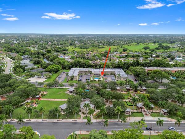Charolais, 126 Sparrow Dr #22A, Royal Palm Beach, Florida 33411, image 3