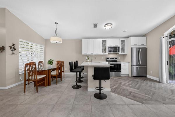 Emerald Isle, 922 Opal Ter, Weston, Florida 33326, image 2