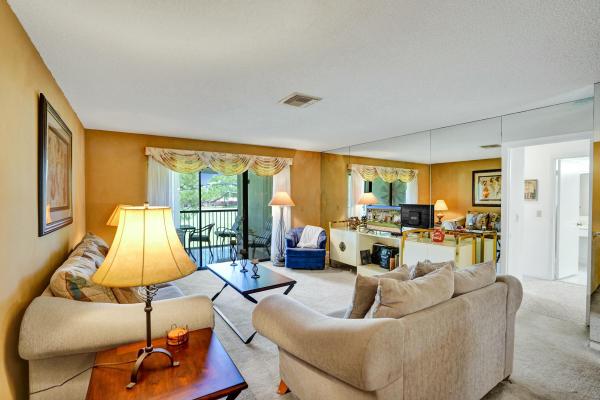 Stratford At Hunters Run, 19 Stratford Dr E #F, Boynton Beach, Florida 33436, image 1