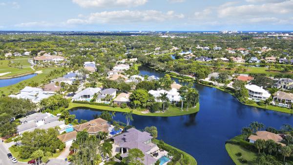 The Loxahatchee Club At Maplewood, 204 Chinook Ln, Jupiter, Florida 33458, image 2