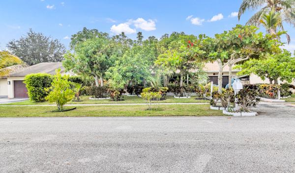 Saddlebrook, 9522 Affirmed Ln, Boca Raton, Florida 33496, image 3