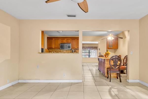 Saddlebrook, 9522 Affirmed Ln, Boca Raton, Florida 33496, image 1