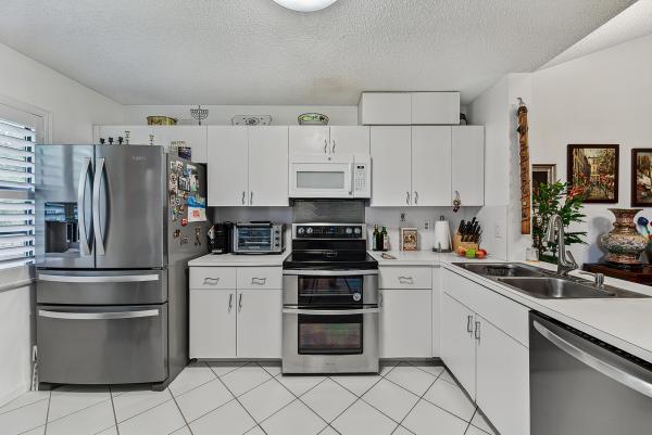 Montego Bay At Boca Pointe, 6674 Montego Bay Blvd #D, Boca Raton, Florida 33433, image 2