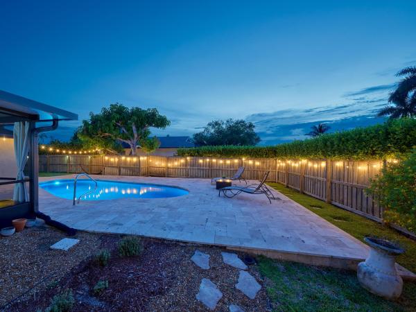 Eastwood Of Wellington, 1267 Summerwood Cir, Wellington, Florida 33414, image 2