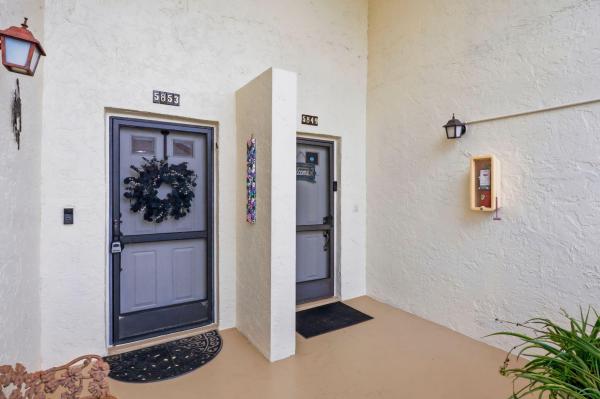 5853 Parkwalk Dr, Boynton Beach, Florida 33472, image 2
