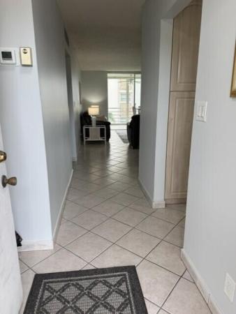 Meadowbrook Lakes, 315 SE 11th Ter #203, Dania Beach, Florida 33004, image 3