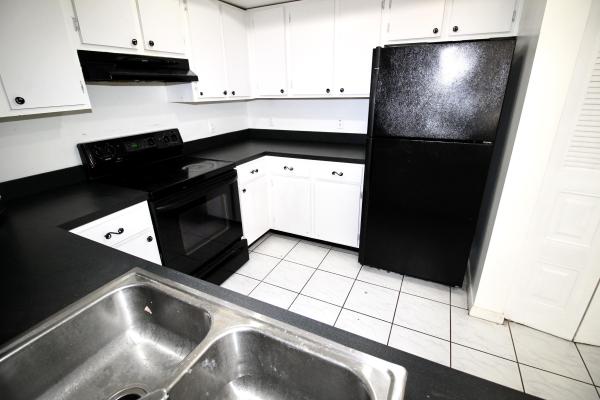 6287 Scotch Pine Ln, Lake Worth, Florida 33462, image 1