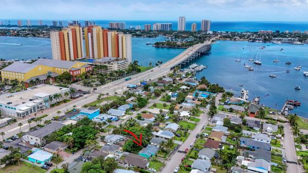 Lakeview Park, 216 E 24th St, Riviera Beach, Florida 33404, image 3