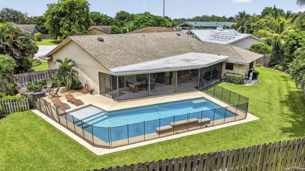 Eastwood Of Wellington, 1160 Kinglet Ter, Wellington, Florida 33414, image 2