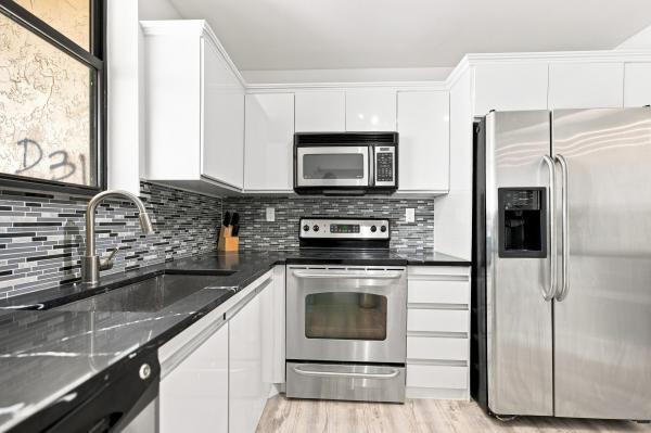 Tower At Biscayne Cove, 18181 NE 31st Ct #PH-10, Aventura, Florida 33160, image 1