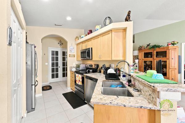 Wyndham Park At Victoria Woods, 5863 Azalea Cir, West Palm Beach, Florida 33415, image 2