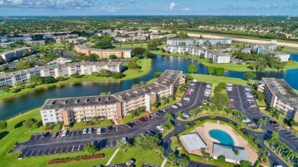 3008 Guildford A, Boca Raton, Florida 33434, image 2