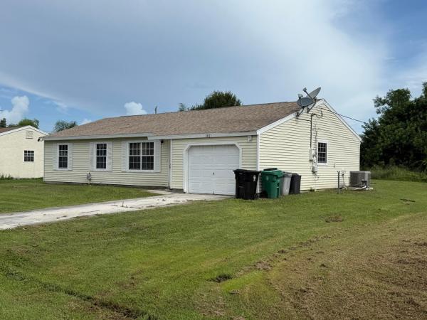 Sandhill Crossing, 2831 SE Leigh Ave, Port St. Lucie, Florida 34952, image 1