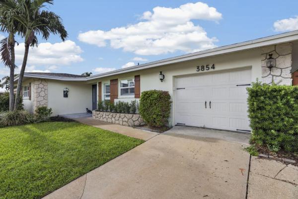 Palm Beach Gardens No HOA, 3854 Buttercup Cir S, Palm Beach Gardens, Florida 33410, image 2