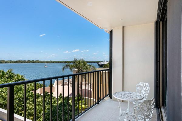 Quay North, 130 Lakeshore Dr #322, North Palm Beach, Florida 33408, image 3
