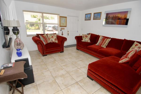 Paradise Gardens 2, 6875 NW 17th Ct, Margate, Florida 33063, image 2