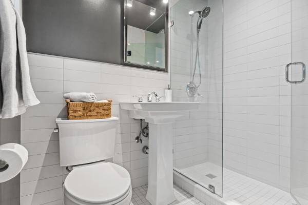 Tropical Garden Apartments, 615 NE 10th Ave #101B, Fort Lauderdale, Florida 33304, image 3