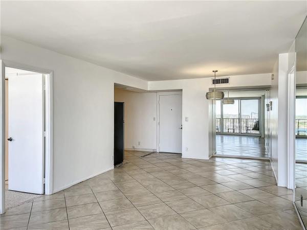 Silver Thatch Atlantic Plaza, 531 N Ocean Blvd #1207, Pompano Beach, Florida 33062, image 3