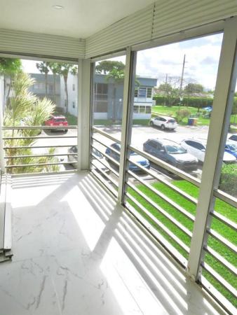 557 Burgundy L, Delray Beach, Florida 33484, image 2