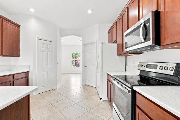 Cashmere Cove, 1787 SW Cameo Blvd, Port St. Lucie, Florida 34953, image 2
