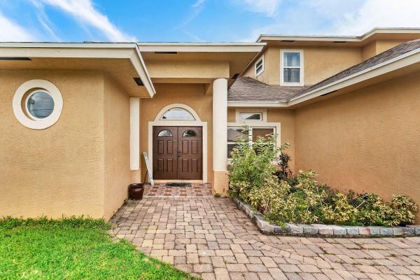 Torino, 6112 NW Ginger Ln, Port St. Lucie, Florida 34986, image 2