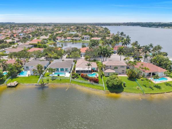 Keystone Lake, 2325 NW 186th Ave, Pembroke Pines, Florida 33029, image 3