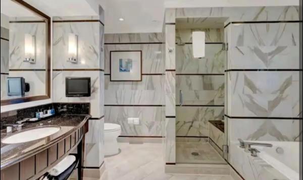 Sorrento Tower, 4391 Collins Ave #1913, Miami Beach, Florida 33140, image 1