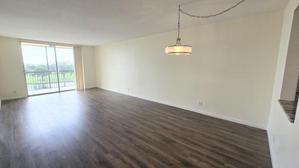 Rolling Hills Golf And Tennis Club, 3100 W Rolling Hills Cir #609, Davie, Florida 33328, image 3