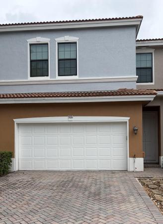 Gramercy Square, 5026 S Astor Cir, Delray Beach, Florida 33484, image 2
