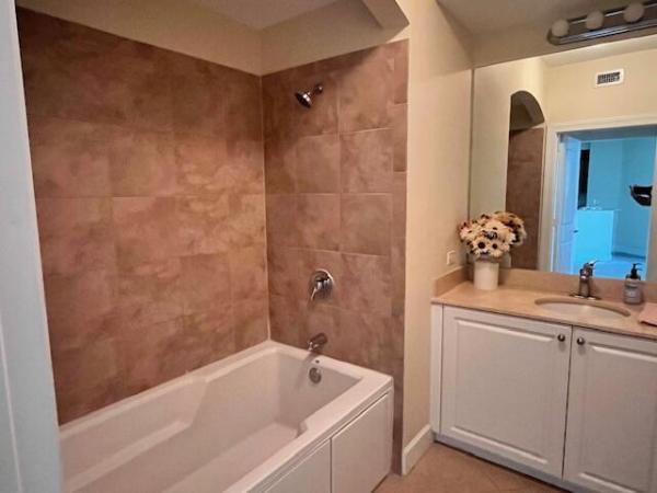 Vizcaya Lakes, 1690 Renaissance Commons Blvd #1522, Boynton Beach, Florida 33426, image 1