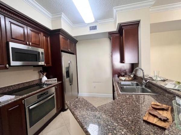 Vizcaya Lakes, 1690 Renaissance Commons Blvd #1522, Boynton Beach, Florida 33426, image 3