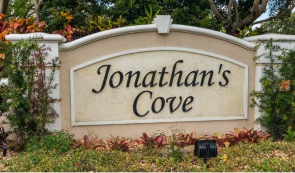 Palmbrooke Townhomes, 4799 Palmbrooke Cir, West Palm Beach, Florida 33417, image 1