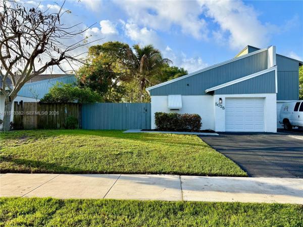 Rainberry Woods, 5028 NW 6th St, Delray Beach, Florida 33445, image 2