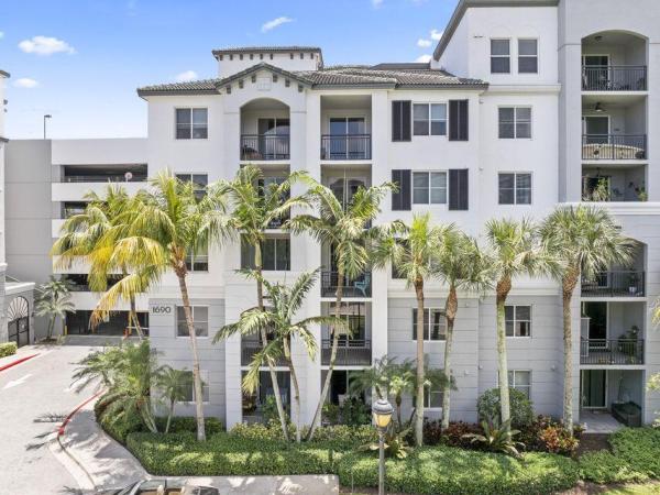 Vizcaya Lakes, 1660 Renaissance Commons Blvd #2407, Boynton Beach, Florida 33426, image 2