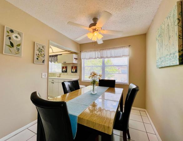 437 Chatham U, West Palm Beach, Florida 33417, image 2
