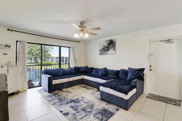 3630 Alder Dr #E2, West Palm Beach, Florida 33417, image 2