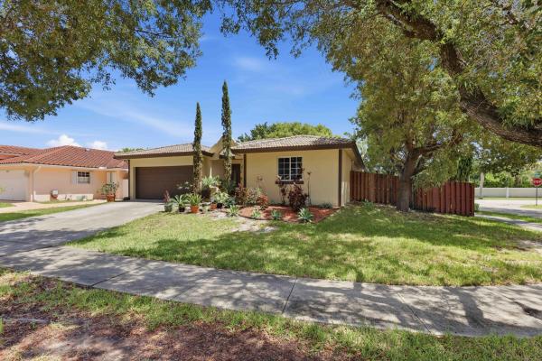 Century Star, 20233 SW 85th Ct, Cutler Bay, Florida 33189, image 1