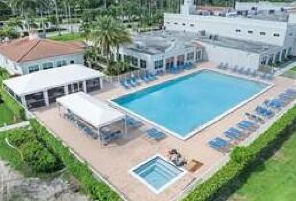 Huntington Pointe, 6112 Huntwick Ter #108, Delray Beach, Florida 33484, image 3