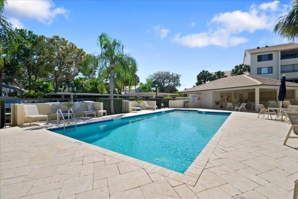 Grand Bay At Oak Harbour, 21 Grand Bay Cir, Juno Beach, Florida 33408, image 1