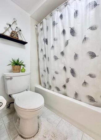 Glenwood Townhomes, 903 9th Ter, Palm Beach Gardens, Florida 33418, image 2